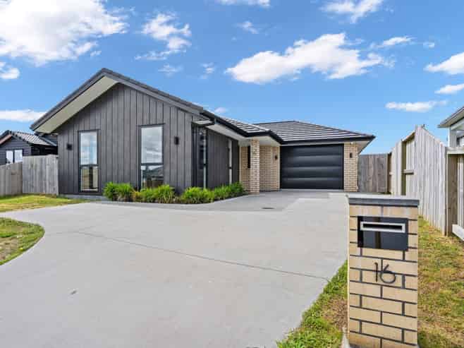 16 Tiaki Rise, Tikipunga