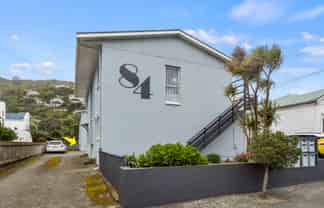 6/84 Freyberg Street, Lyall Bay
