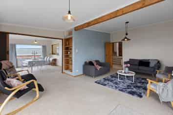 5 Stormont Place, Kingston