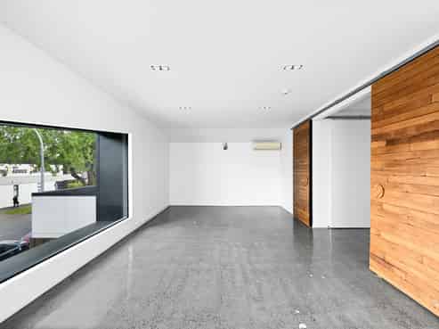 Versatile + Value Add – Vendor Wants Action!