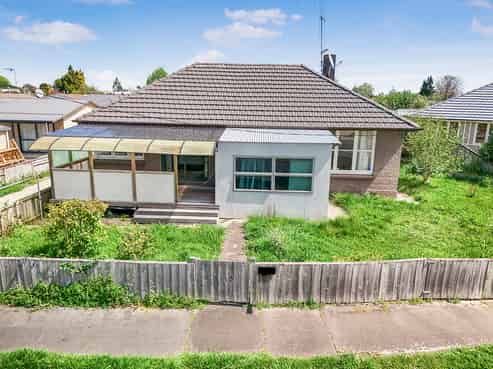 25 Rawlings Street, Bader