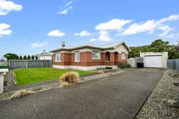 16 Fox Street, AVENAL