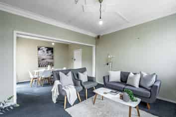 16 Fox Street, AVENAL