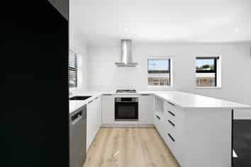 7/8 Ngaere Avenue, Chartwell