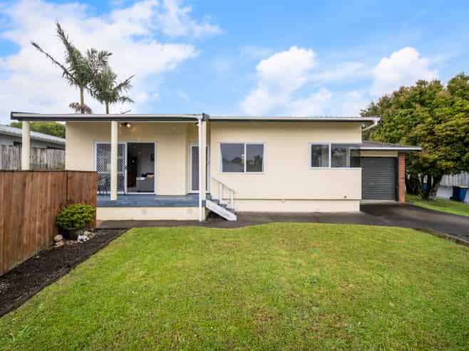 2 Davern Lane, New Lynn