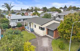 2 Davern Lane, New Lynn