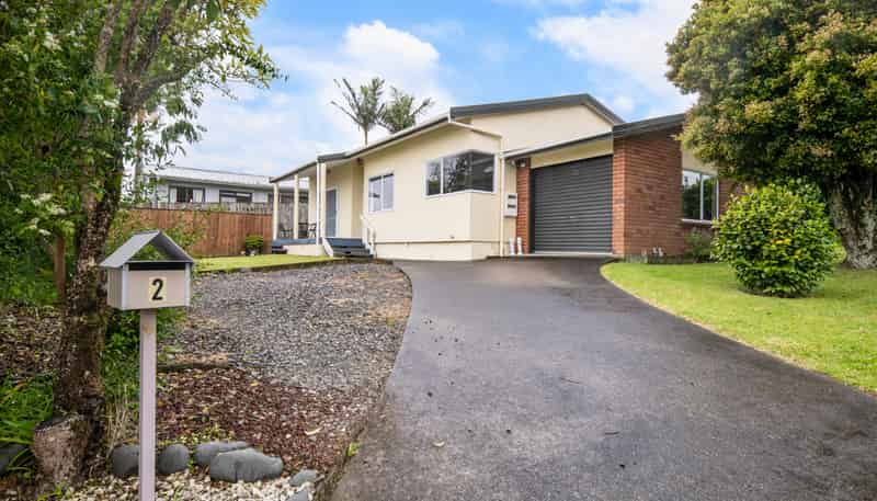 2 Davern Lane, New Lynn