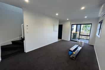 4/8 Ngaere Avenue, Chartwell