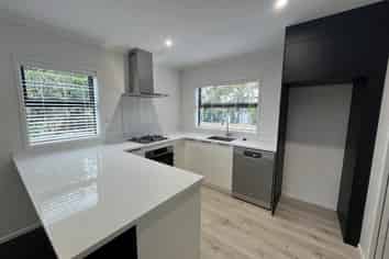 4/8 Ngaere Avenue, Chartwell