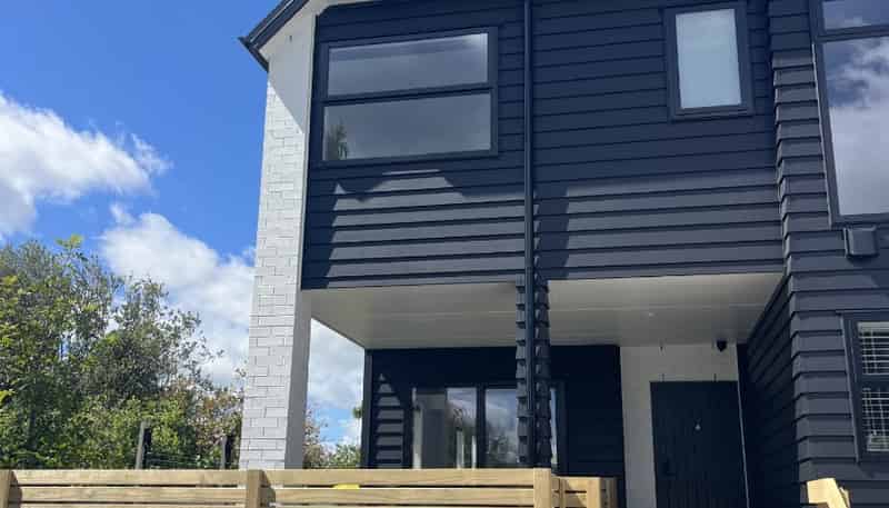 4/8 Ngaere Avenue, Chartwell