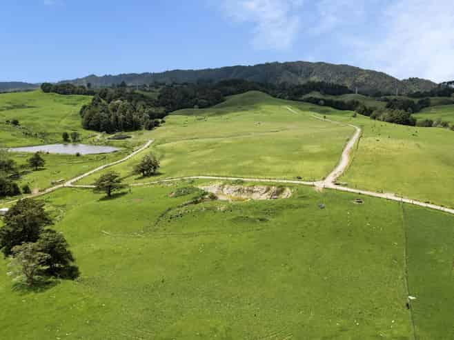 2051 Paparoa-Oakleigh Road, Taipuha