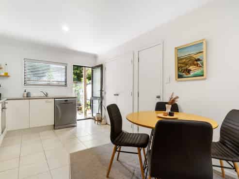 4/94 Glengarry Road, Glen Eden