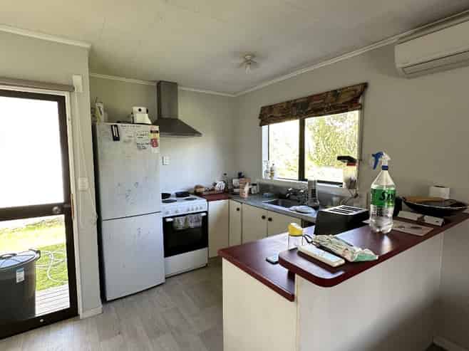 75B Taharepa Road, Hilltop