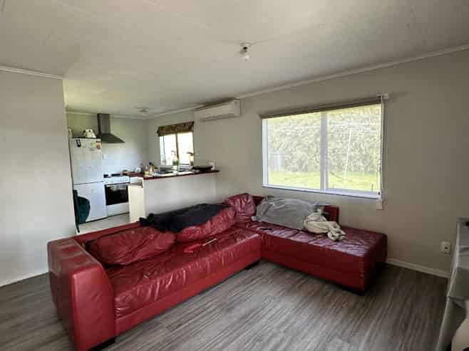 75B Taharepa Road, Hilltop