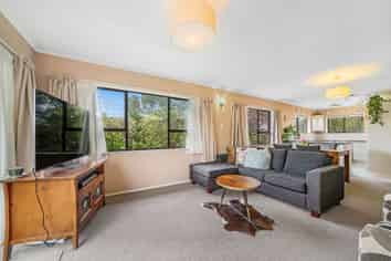 1/77 Blockhouse Bay Road, Avondale