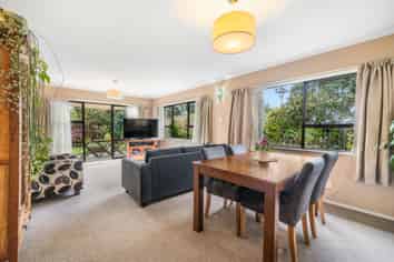 1/77 Blockhouse Bay Road, Avondale