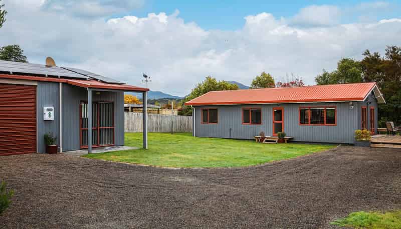 17 Te Waaka Terrace, KURATAU