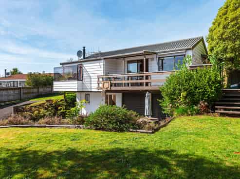64 Shepherd Road, Waipahihi
