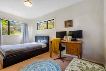 64 Shepherd Road, Waipahihi