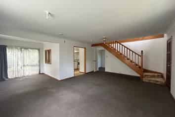 a/11 Invercargill Drive, Kelson