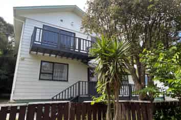 a/11 Invercargill Drive, Kelson