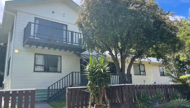 a/11 Invercargill Drive, Kelson
