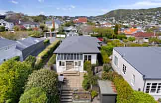 42A Friend Street, Karori
