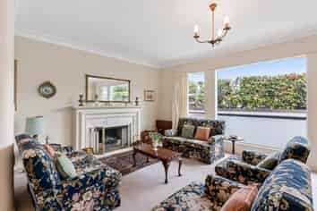 42A Friend Street, Karori