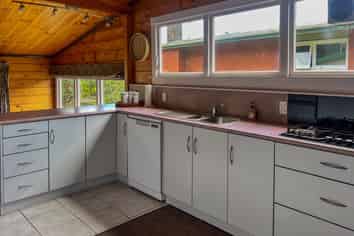 1 Highfield Place, Lynmore