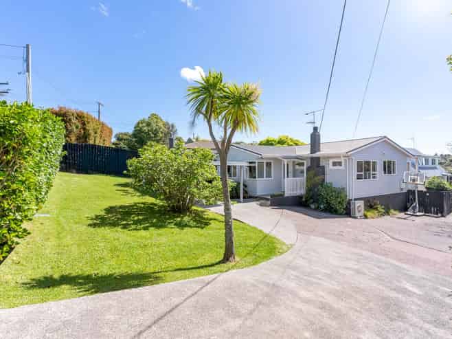 1/107 Browns Bay Road, Browns Bay