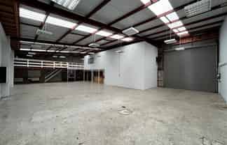 Functional Industrial Unit – 346sqm