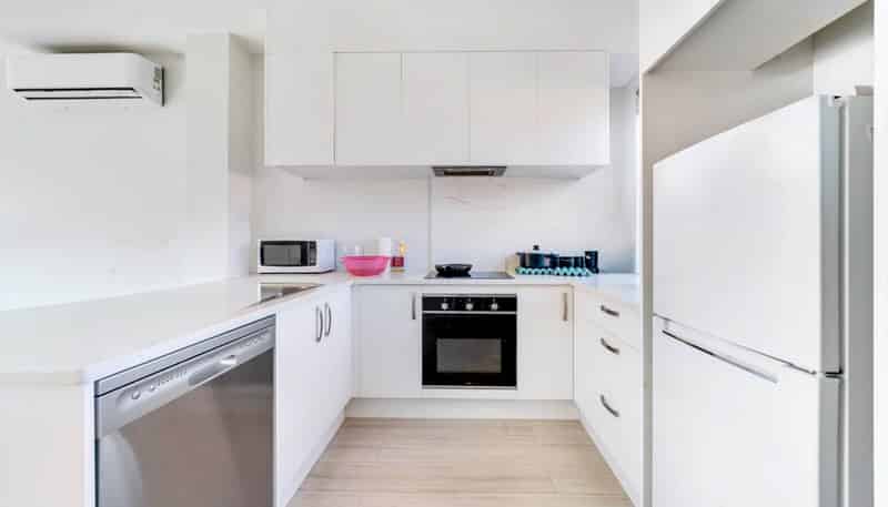 2/15 Rush Place, Mangere