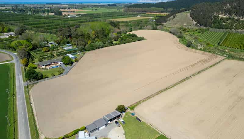 191 & 197 Papatu Road, Manutuke