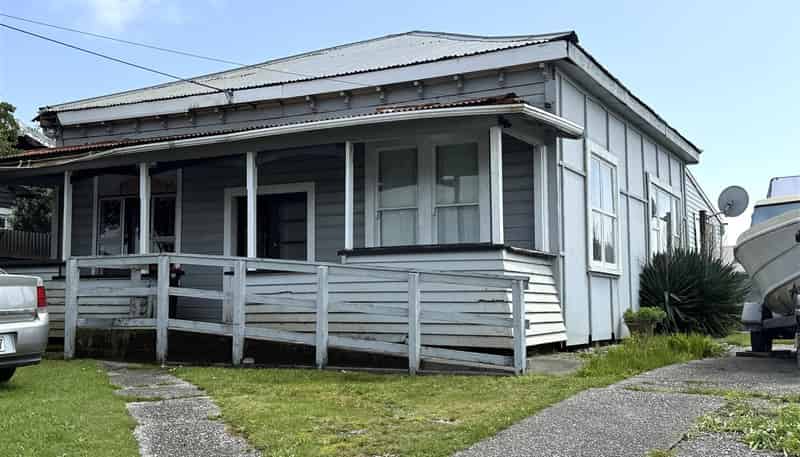  22 Blake Street, Blaketown