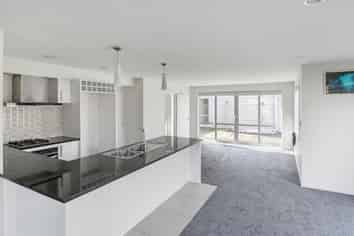 70 Walters Road, Takanini