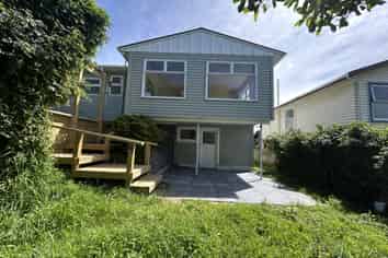 32 Kiwi Road, Raumati Beach