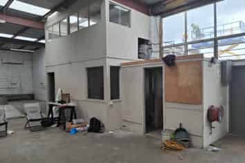 289 sqm Wairau Industrial - Minimal Office