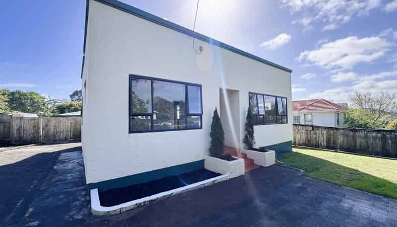 2 August Place, Greenlane