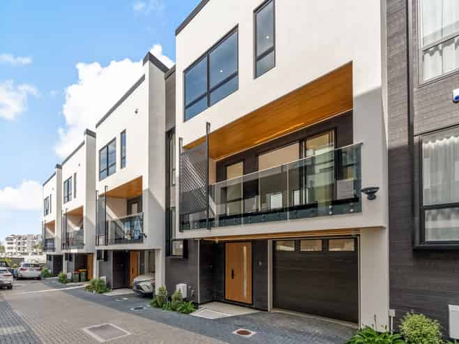 3/3 Campbell Road, Takapuna