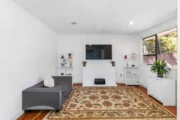 1/4 Coxhead Road, Manurewa