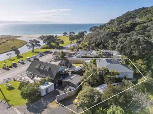 18 Black Jack Road, Kuaotunu