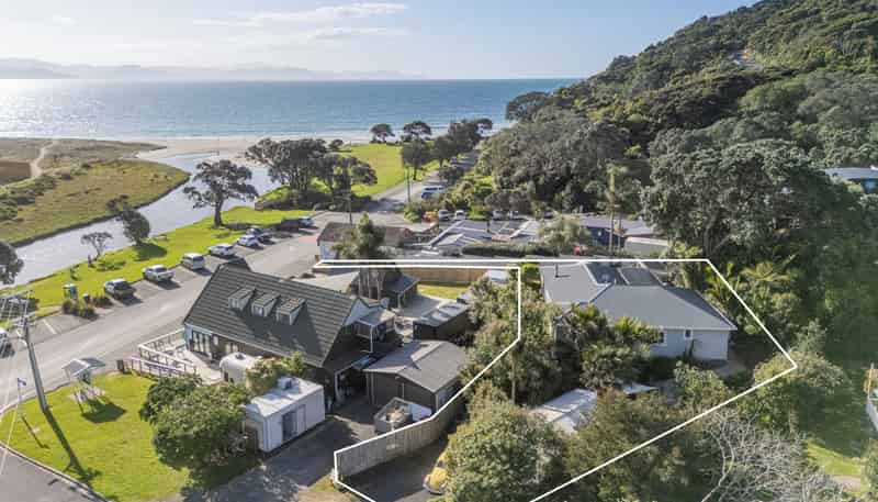 18 Black Jack Road, Kuaotunu
