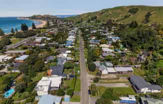 40 Douglas Street, Okitu