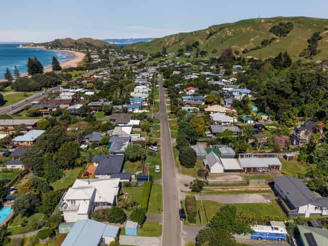 40 Douglas Street, Okitu