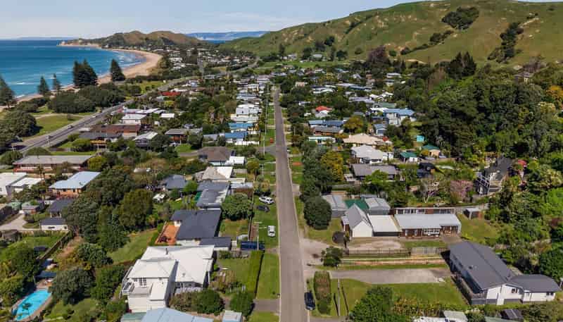 40 Douglas Street, Okitu