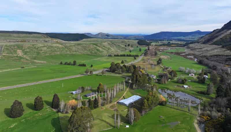 3730 Blackmount Redcliff Road, Blackmount