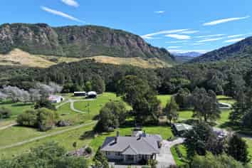 3730 Blackmount Redcliff Road, Blackmount