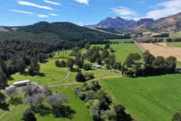 3730 Blackmount Redcliff Road, Blackmount