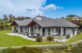 55 Redvale Road, Redwood Valley