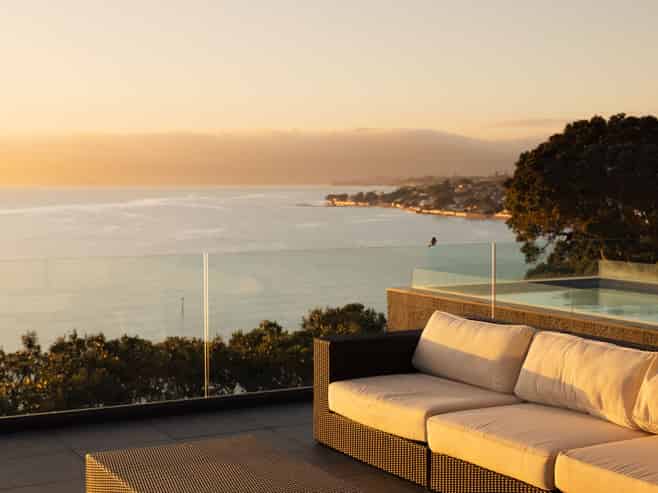 41 Beach Road, Castor Bay